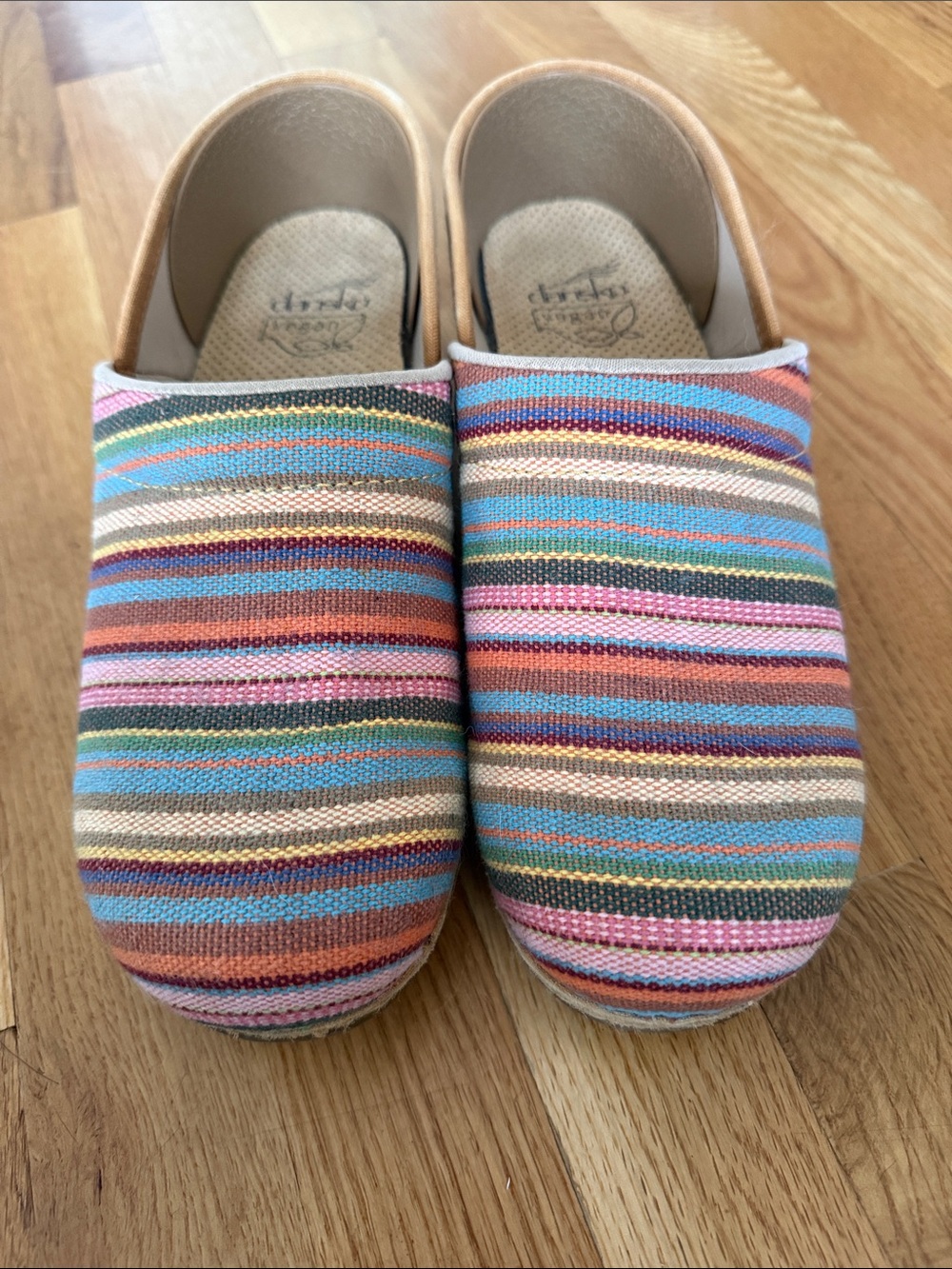 Dansko Vegan Jute Rainbow Clogs Espadrille Striped EUC EU 39